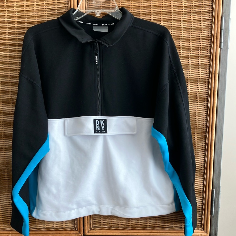 NWOT. DKNY SPORT PULLOVER JACKET